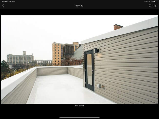 Building Photo - 966 N Marshall St