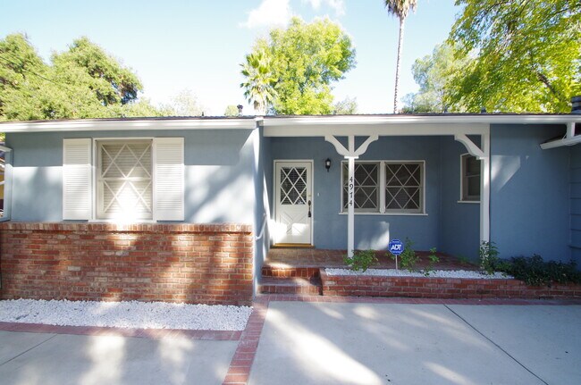 Building Photo - 4974 Reforma Rd