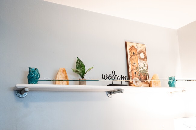 to a cozy row house - 4210 Calvin St