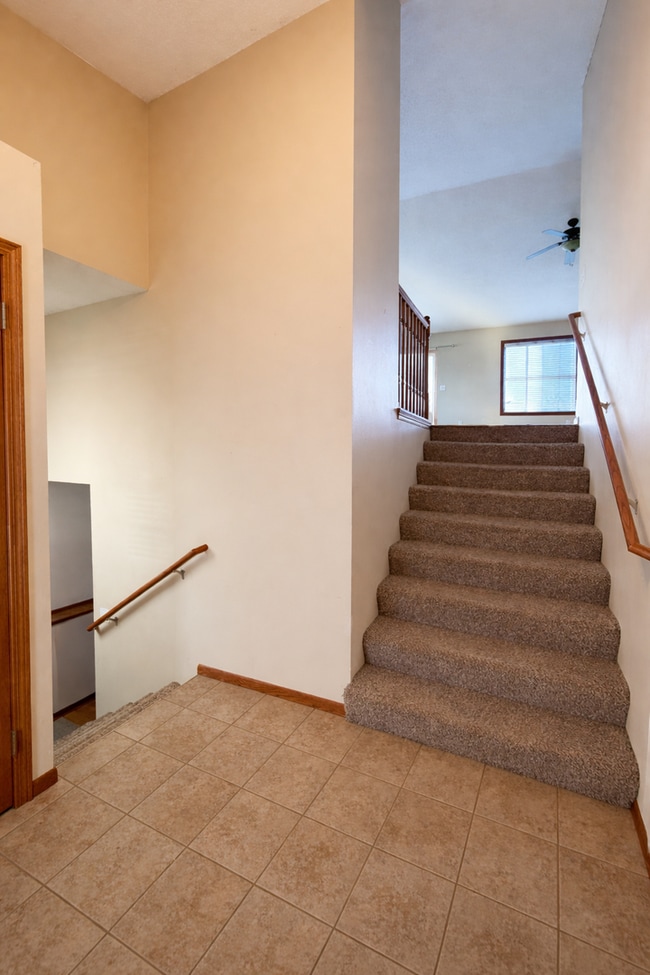 Building Photo - Beautiful 4bed 3bath Single Family Home In Sartell