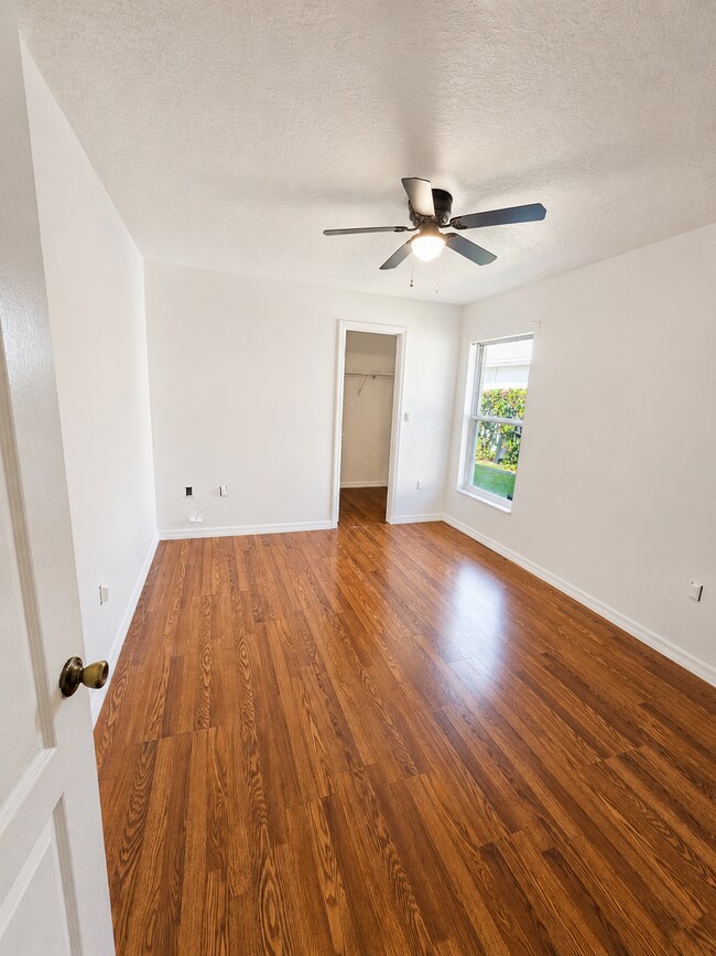 Foto del edificio - 1785 Curlew Ct