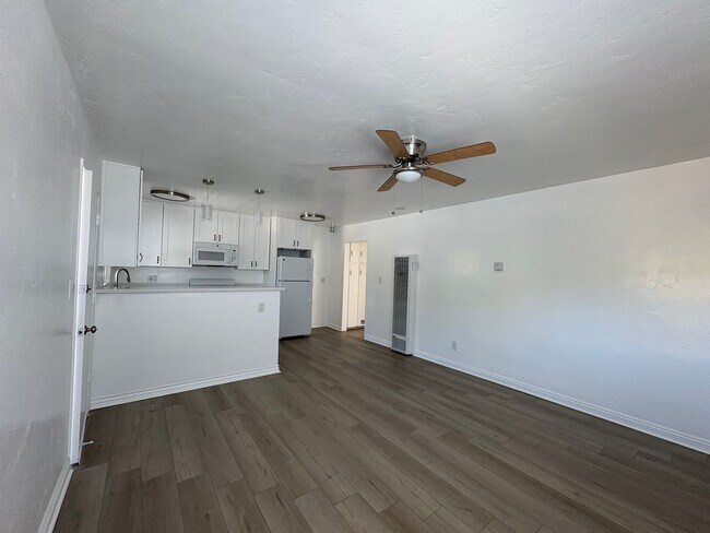 Foto del edificio - 4217-4221 3rd Ave