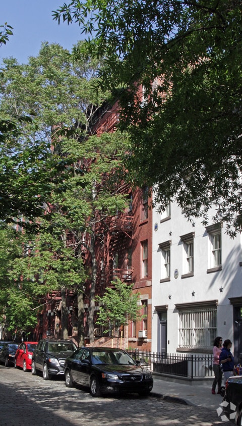 Primary Photo - 117 Bank St
