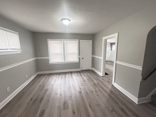 Foto del edificio - 1532 Republic Ave