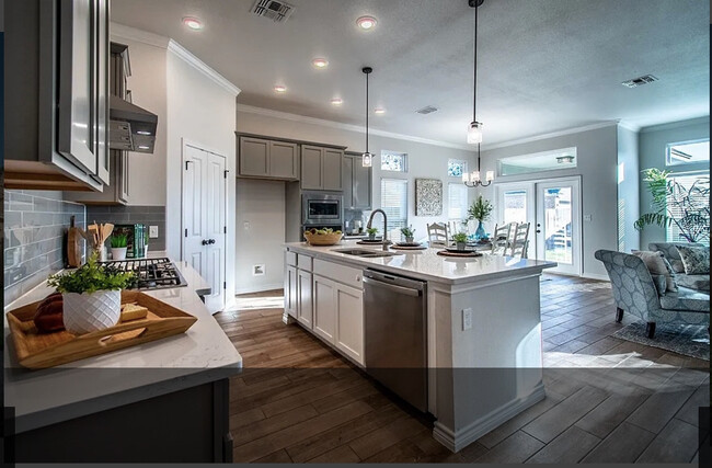 Building Photo - 7633 Stampede Dr