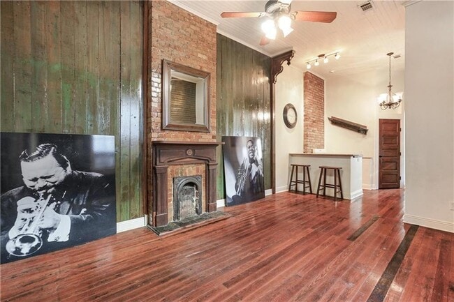Foto del edificio - 221 Pine St