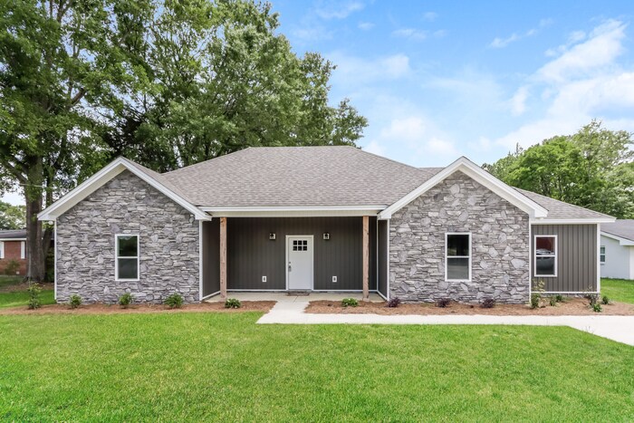 Primary Photo - Gorgeous 3 Bedroom