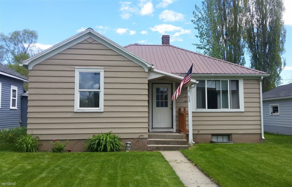Primary Photo - 523 4th Ave E