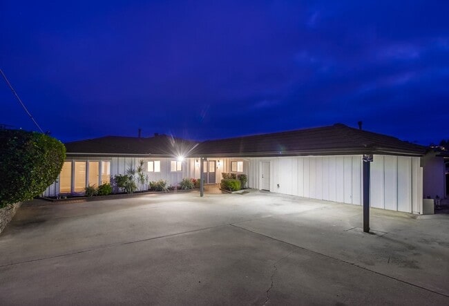 Building Photo - Beautiful house in heart of Point Loma