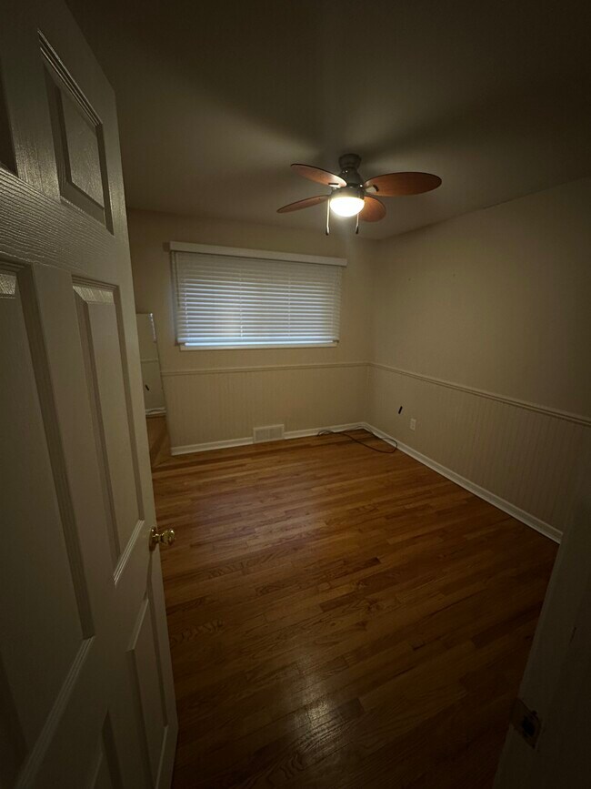 Dormitorio 2 - 972 Cardwell St