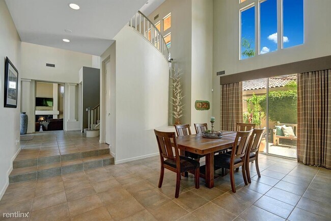 Building Photo - 3 br, 4 bath Condo - 191 Desert Holly Dr