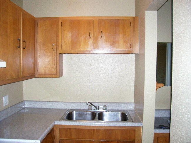 Foto del edificio - 917 James Ct