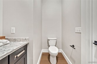 Building Photo - 272 Lakefront Blvd Building Photo - 272 Lakefront Blvd