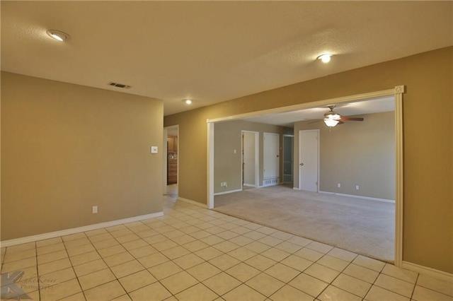 Building Photo - 1301 Mimosa Dr