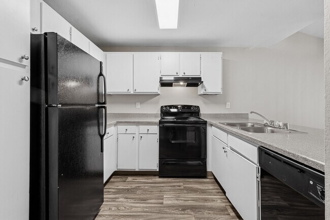 Foto del edificio - Glen Park At West Campus