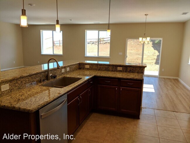 Building Photo - 3 br, 2 bath House - 529 Beckwourth Dr