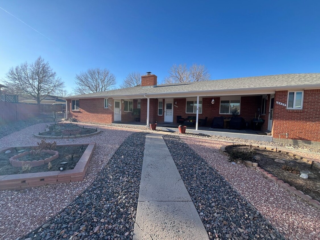 $500 Move in Special - Spacious 4 bed 2 ba... - $500 Move in Special - Spacious 4 bed 2 ba...