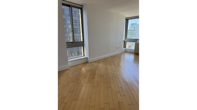 Photo - 231-235 E 55th St Apartment
