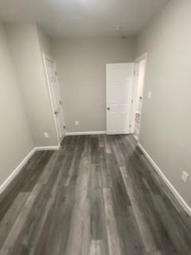 Foto del edificio - Gorgeous Front Porch Row - Ogontz