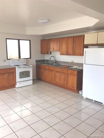 Building Photo - 3517 Kilauea Ave