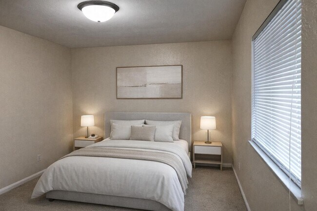 Foto del edificio - 2026 N Westwood Ave