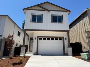 Building Photo - 9706 NE 29th Ave