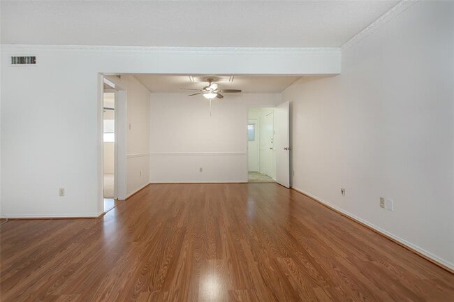 Building Photo - 5082 Matilda St