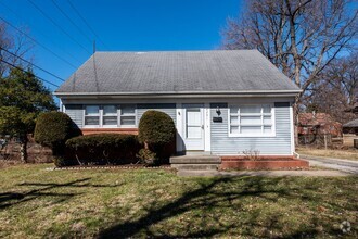 Building Photo - 4201 Berkshire Ave