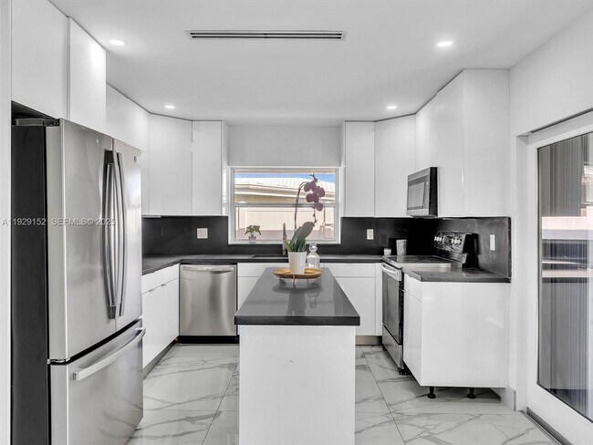 Foto del edificio - 440 SE 8th Ave