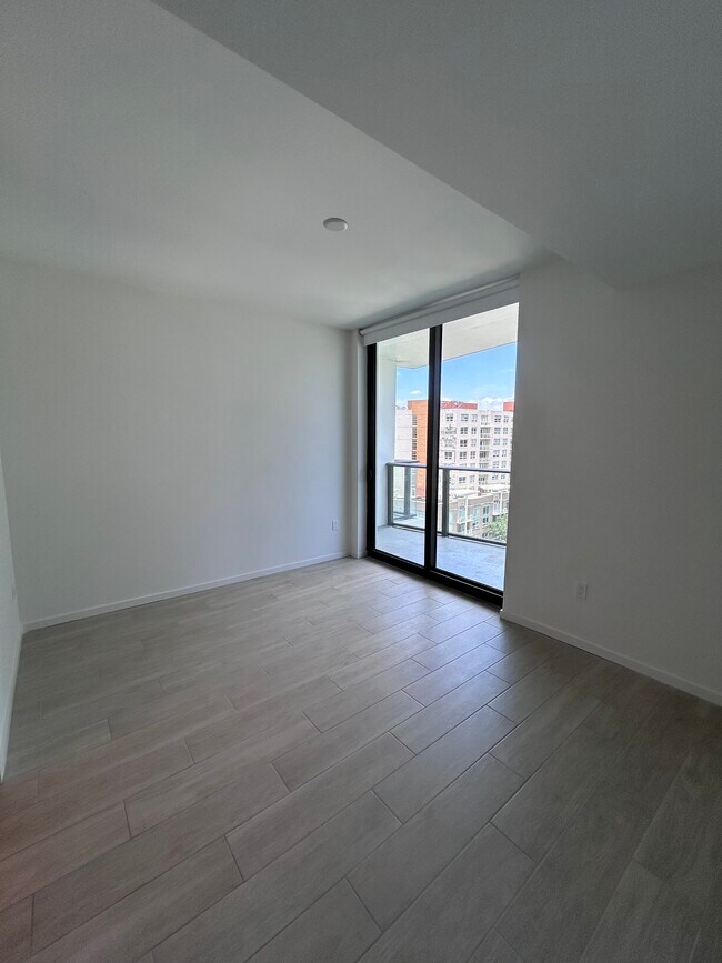 Foto del edificio - 70 NW 31st St