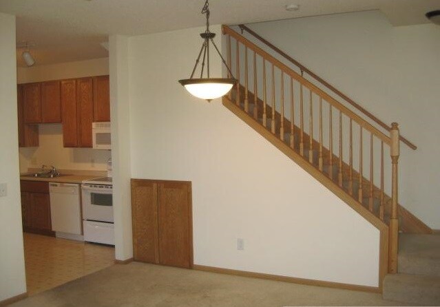 Building Photo - 46 Bridgewater Trl