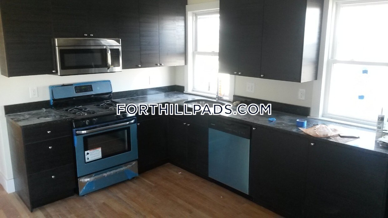 8 Rockledge St, Boston, MA 02119 Apartments in Boston, MA