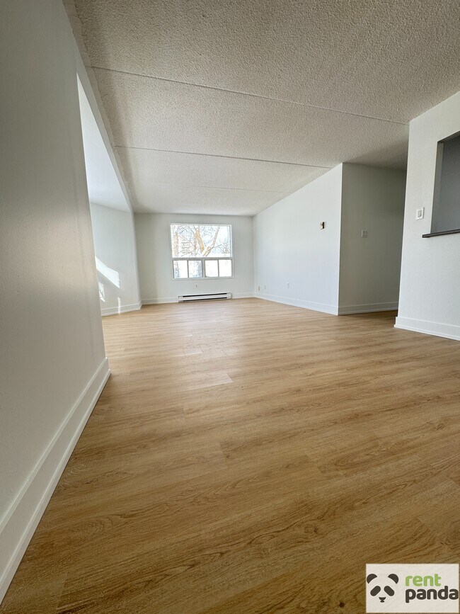 Photo du bâtiment - 305-56 Donald St