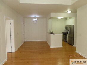 Building Photo - 544 E Celebration Way