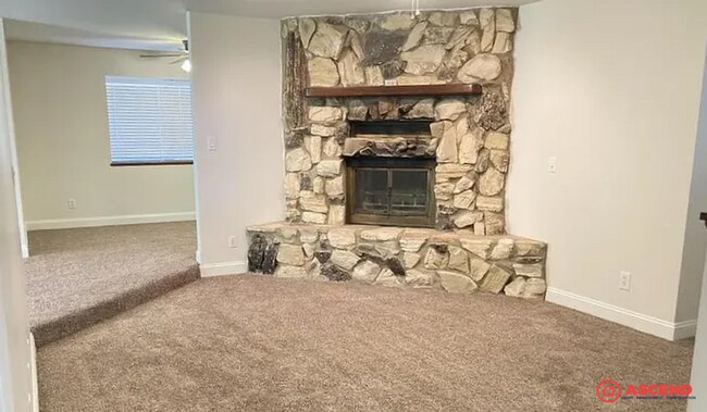 Foto del edificio - Gorgeous Home Off Rosedale Hwy and Renfro!