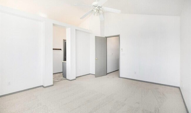 Foto del edificio - 9208 Granger Ln