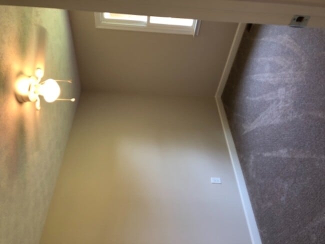 Building Photo - 7986 Indian Rd