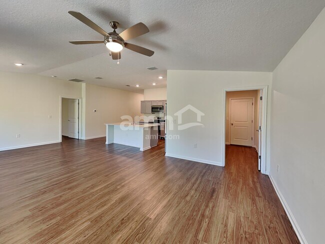 Building Photo - 4353 Seven Canyons Dr