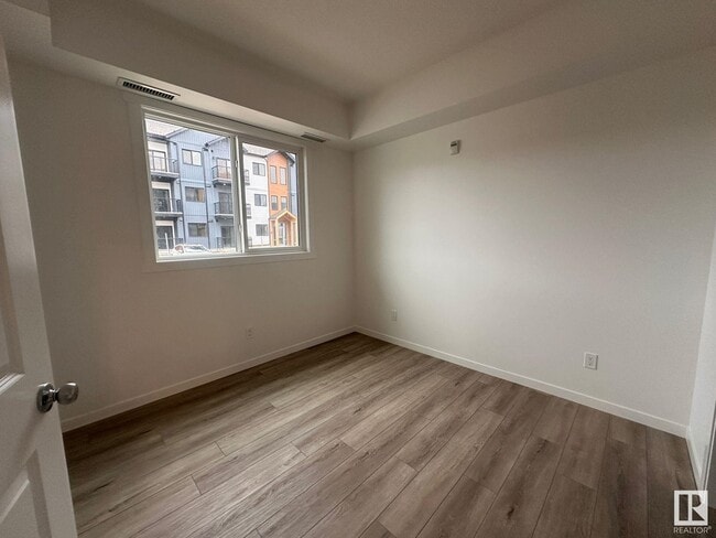 Building Photo - 9227 228 St NW