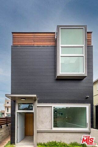 Foto del edificio - 416 Grand Blvd