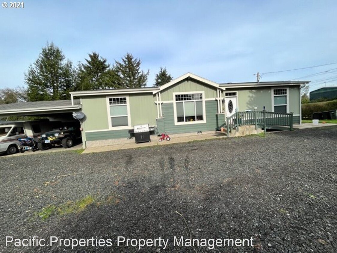 3 br, 2 bath House 63626 S. Barview Rd House Rental in Coos Bay, OR