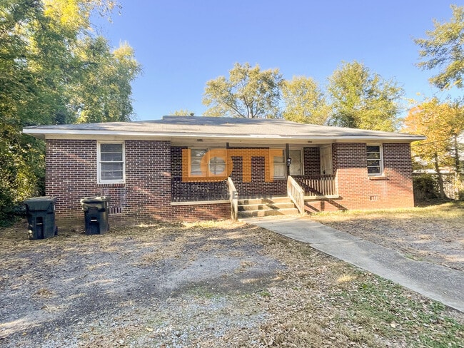 Building Photo - 203 King St