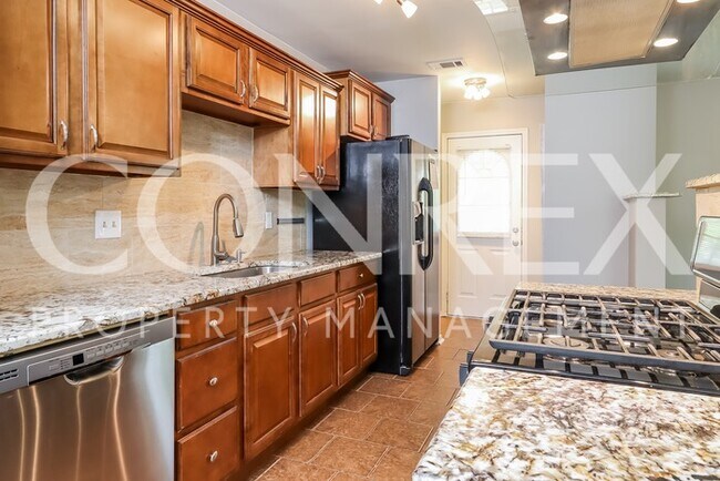 Building Photo - Newly Renovated 3 Bedroom in Sherwood!