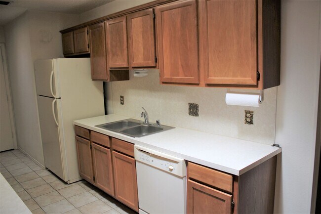 Foto del edificio - 3/2/2 in location with easy access to Loop...