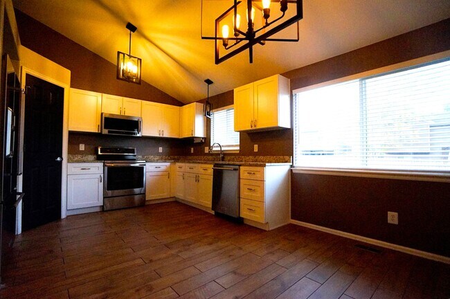 Foto del edificio - 5221 Hudson Cir