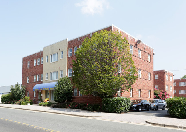 Glebe House Apartments