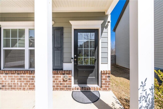 Building Photo - 5337 Burrus Ln