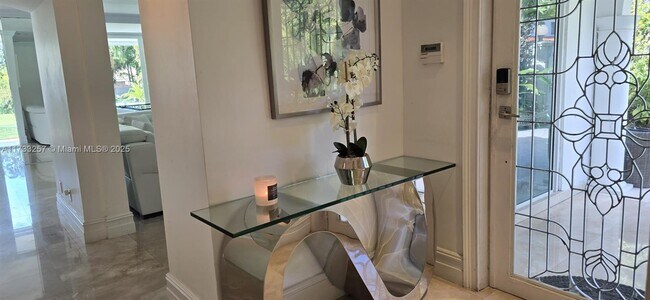 Foto del edificio - 700 W 47th St