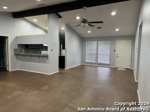 Foto del edificio - 5615 Timber Trace St