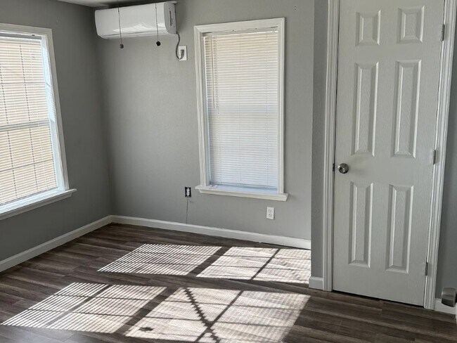 Foto del edificio - 3217 Stonewall St